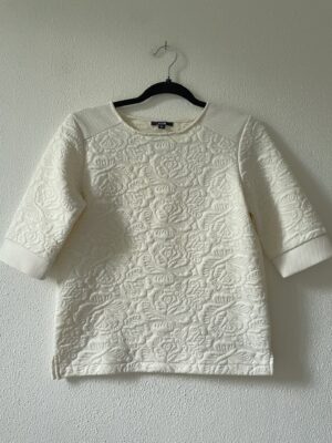 Offwhite sweater bloem (XS)