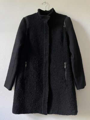 Zwarte halflange wollen jas (40)